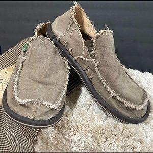 Sanuk Vagabond Slip Ons Sz 10